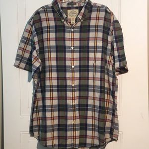 St John’s Bay Mens plaid button down shirt